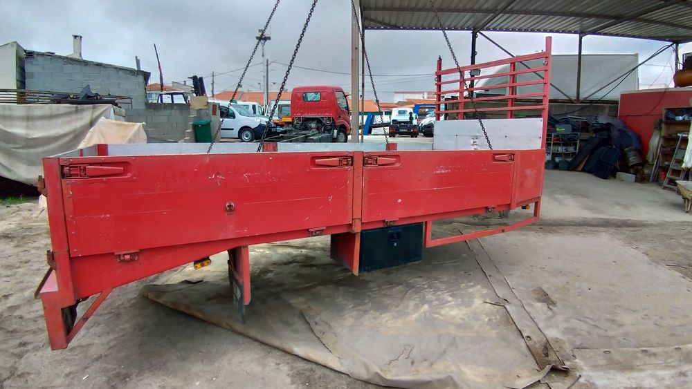 Estrado porta carros/máquinas