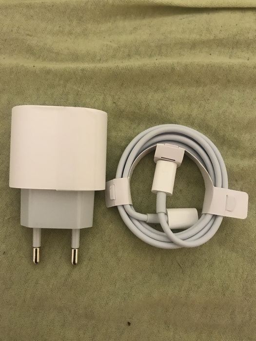Ładowarka do Iphona PD35w z przewodem usbc do Lightning