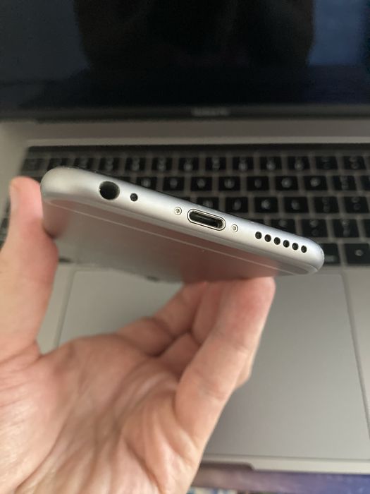 Apple iPhone 6s 32gb Black Neverlock