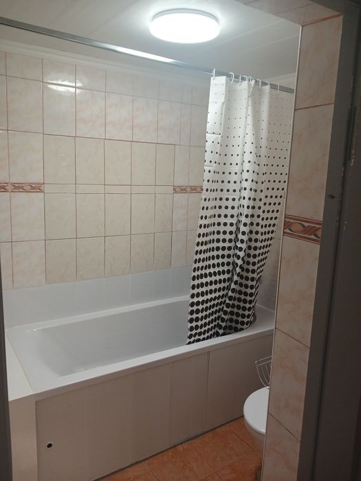 Сдаётся ДОМ в общем дворе