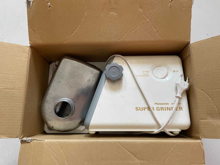 М'ясорубка Panasonic