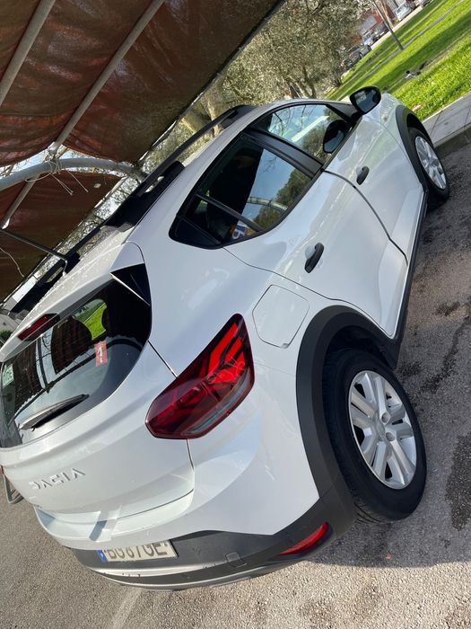Vendo Dacia sandero 2024