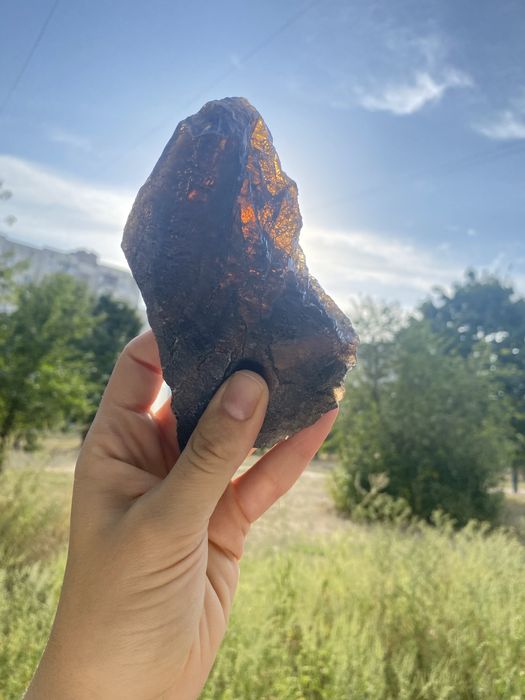 Раухтопаз , необроблений, натуральні мінерали димчатий кварц