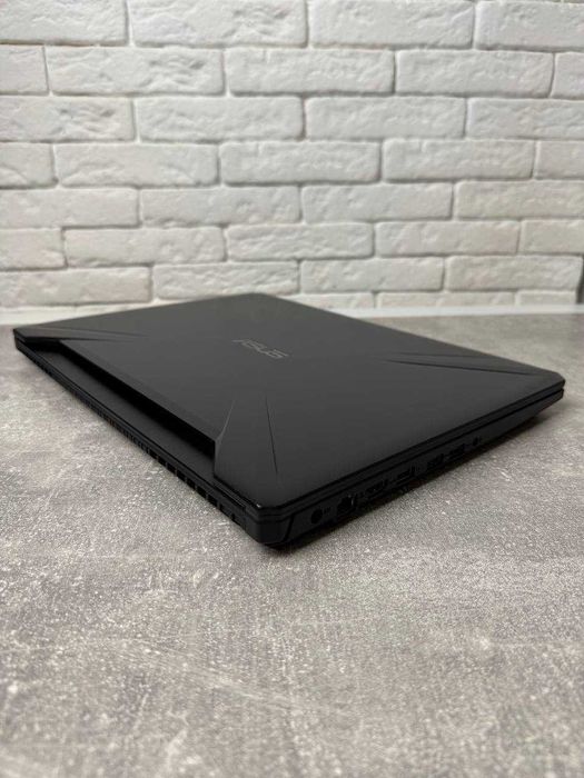 Asus TUF Gaming FX505DT/Ryzen 5 3550H/16GB RAM/512GB SSD/GTX 1650