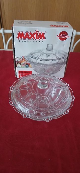 Bomboneira Maxim, nova