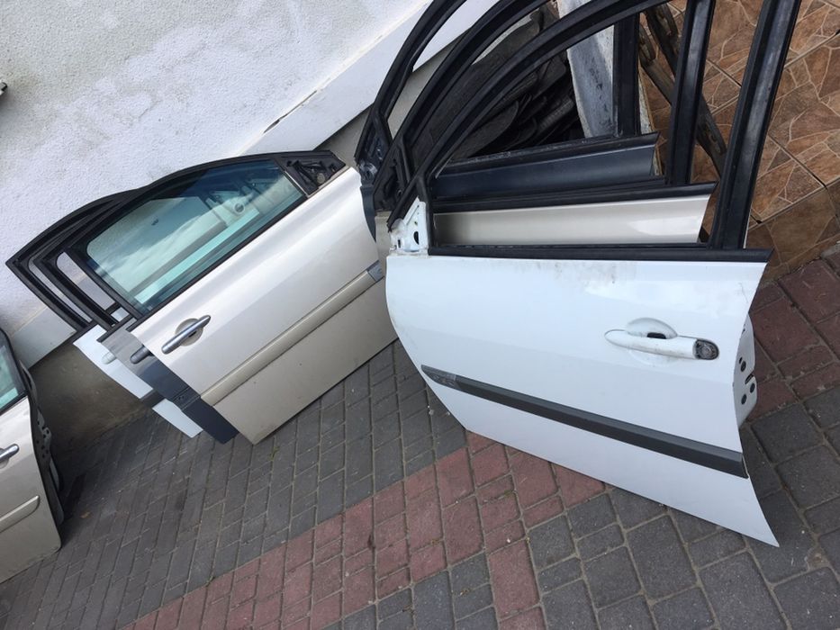 Renault megane 2 двері дверь молдинг є вибір кольорів