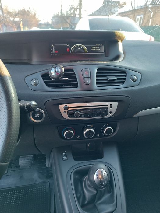 Рено Сценіку 2014