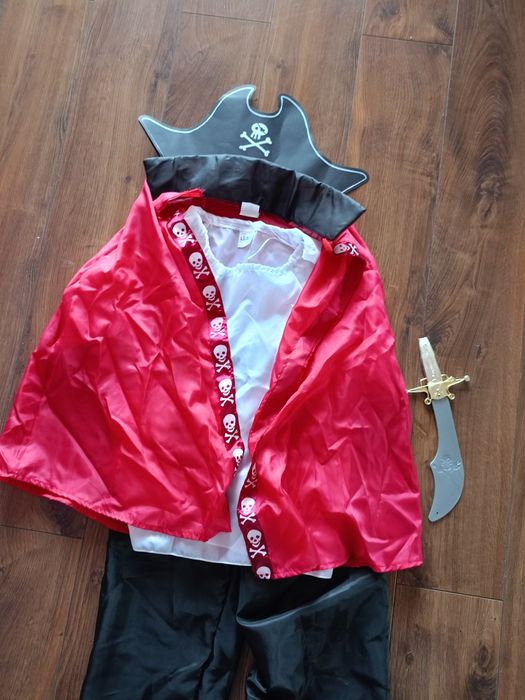 Kostium pirata na 4-5 latka