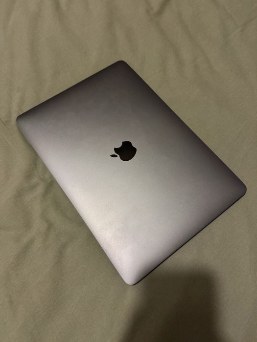 Macbook pro 13 M1