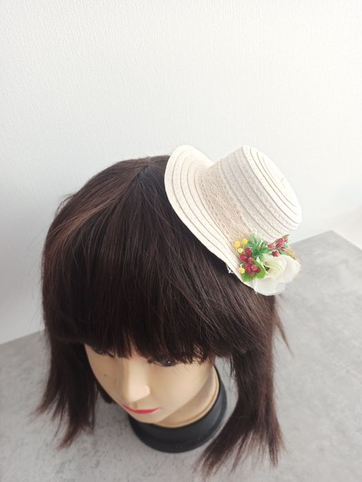 Заколка капелюшок лоліта