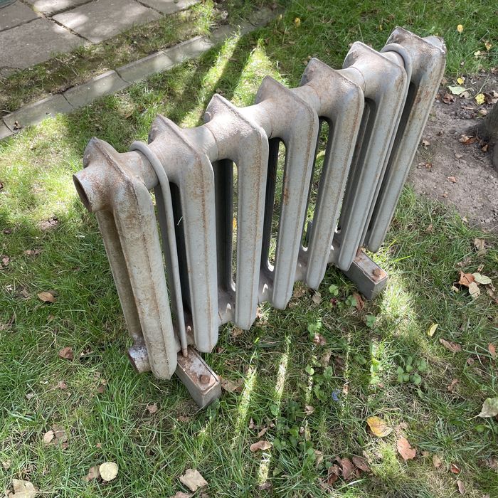 Чавунний радіатор, батарея опалення, радіатор, 7 ребер