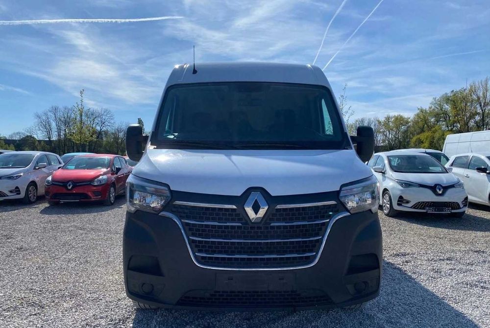 RENAULT MASTER 4 Бампер розборка запчасти шрот Мастер 4 запчастини