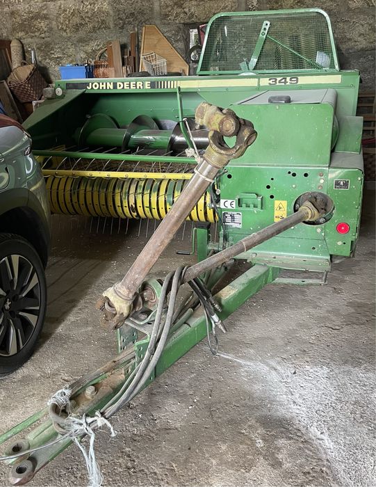 Enfardadeira John Deer