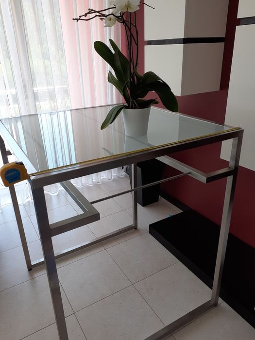 Mesas expositora inox e vidro