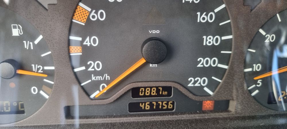 Mercedes   benz  w202  CDI — photo 3