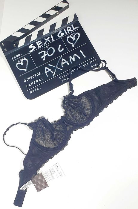 Czarny biustonosze ze srebrnym połyskującym wzorem r. 70c