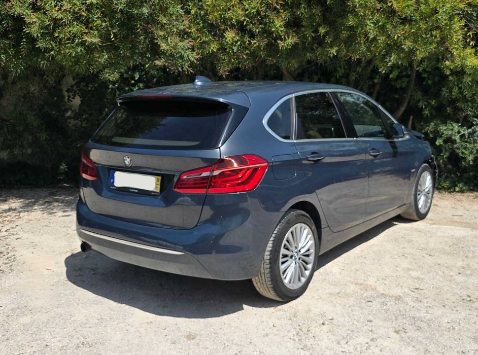 BMW 216d Automatico