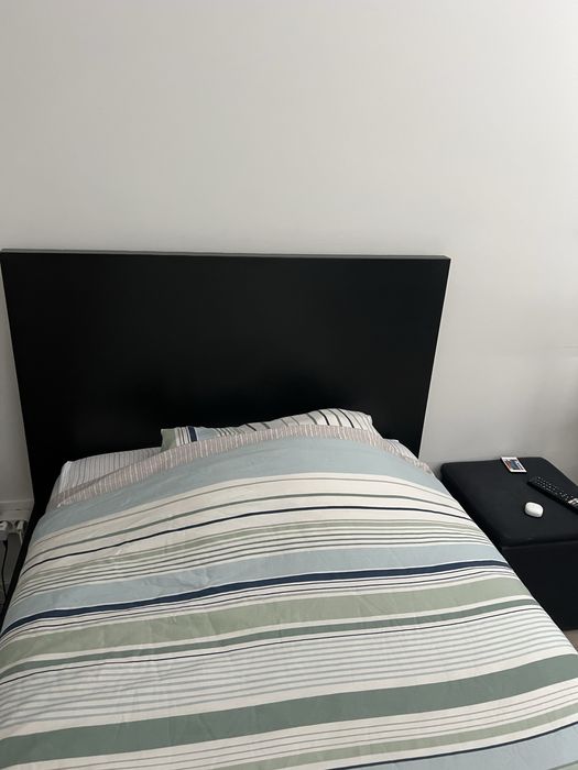 Cama Ikea com colchao e estrado