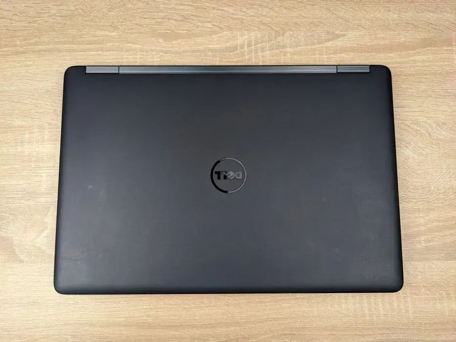 ІГРОВИЙ ноутбук в Dell кому цікаво пропонуйте обмін