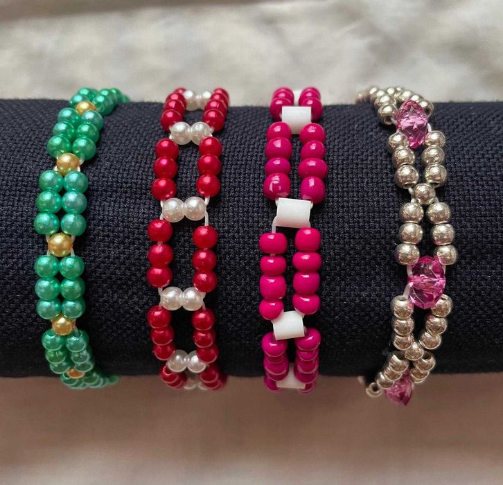 Pulseiras de Missangas artesanais