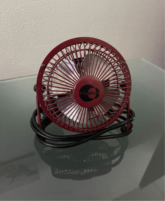 Mini ventoinha eléctrica