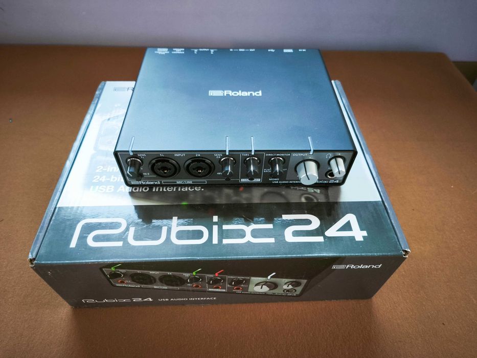 Звукова карта USB аудіоінтерфейс  24-bit/192 kHz Roland Rubix24 – новий