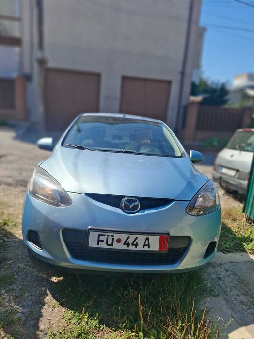 Продам авто Mazda 2 2008