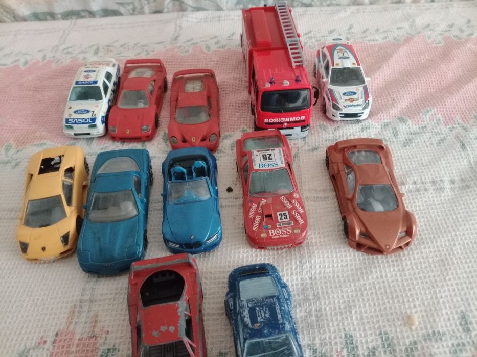 Lote de carrinhos Burago