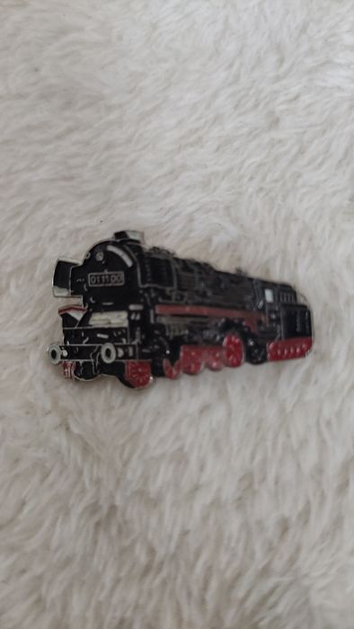 Przypinka lokomotywa