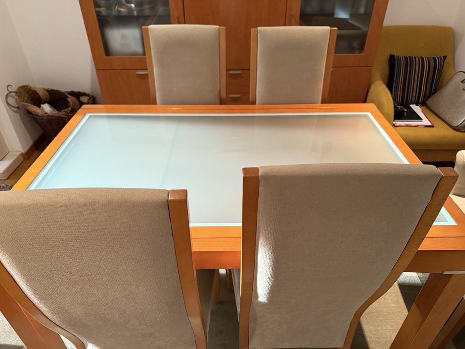 Mobilia de sala em cerejeira