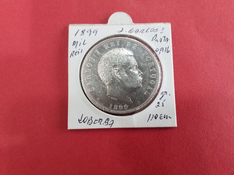 Moedas antigas em prata portuguesas.