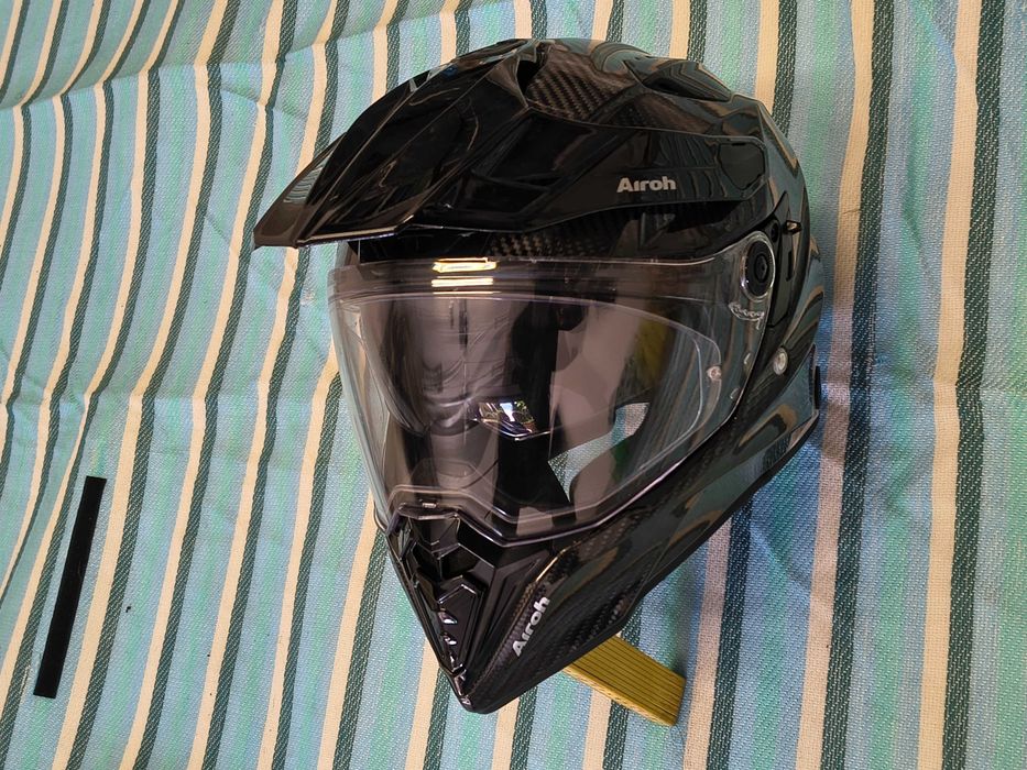 Kask Airoch commander MTB Adventure z daszkiem i blendą