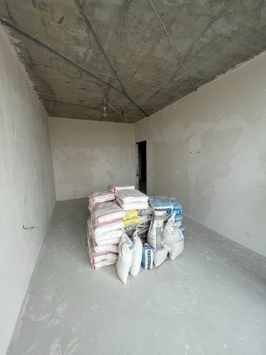 ЖК «4 Сезони», вул. Українки (Гагаріна), 101 м², розпочато ремонт, будівельні матеріали в подарунок