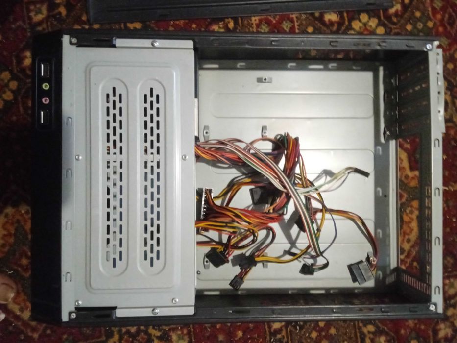slim компьютерный atx корпус