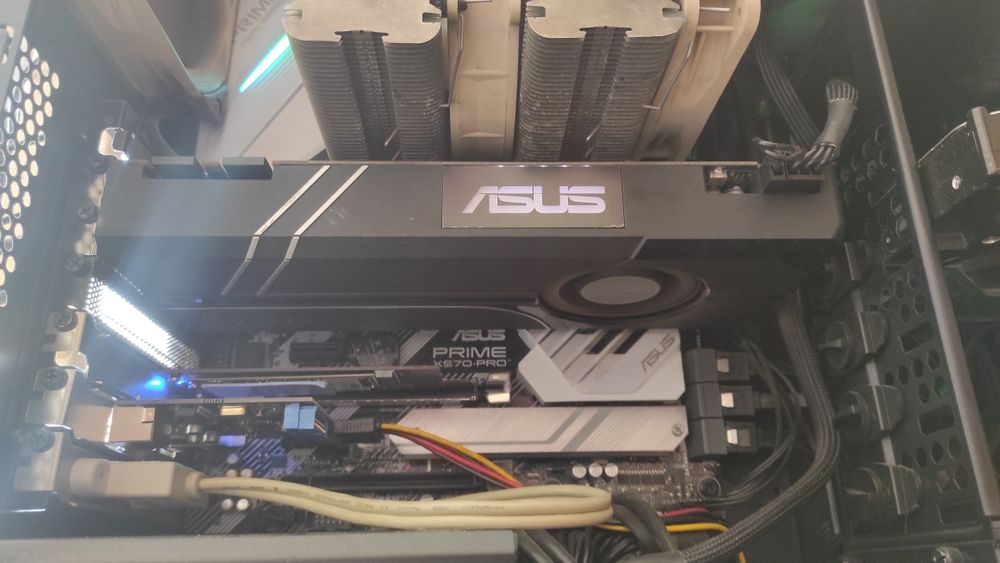 Asus GTX 1070 turbo 8g