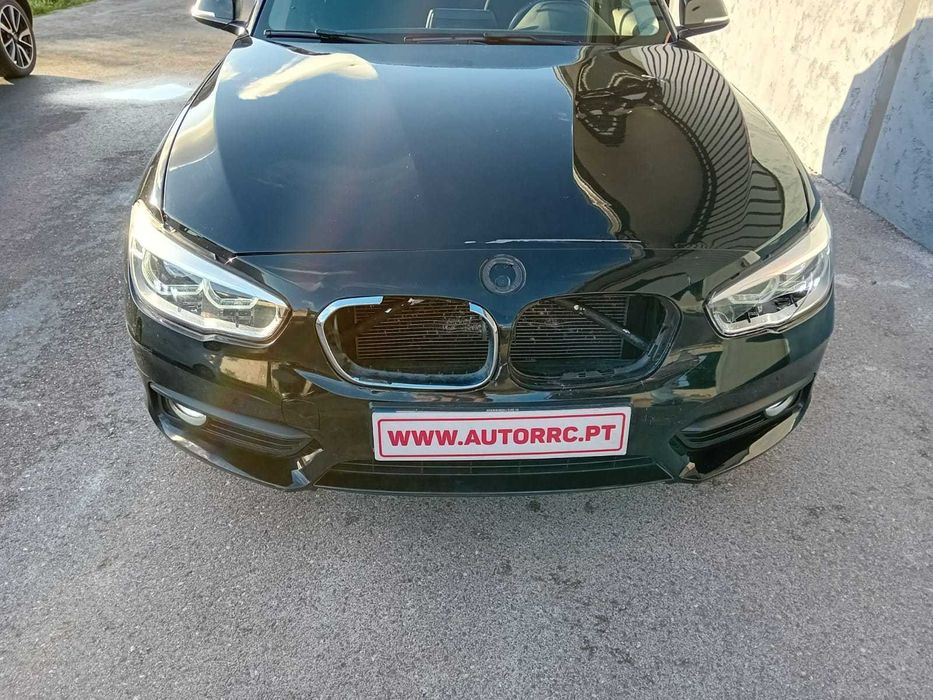 BMW 116 D c/auto ( pequeno sinistro )