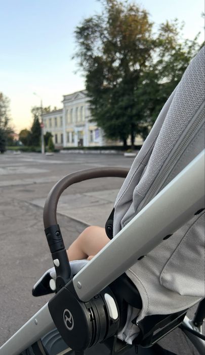 Cybex Balios S Lux 2023 Lava Grey (Світло- сірий)