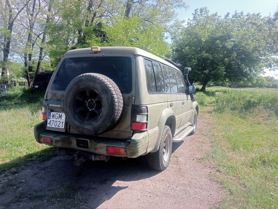 Mitsubishi pajero 2,