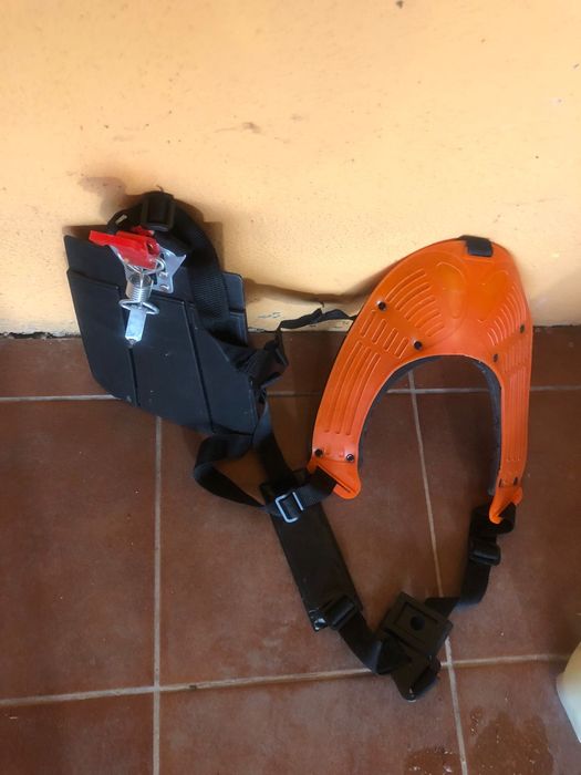 Roçadora profissional a gasolina