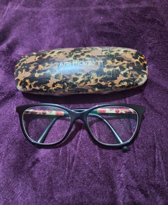 Armação Ana Hickmann, com haste dupla reversível (floral/preta)