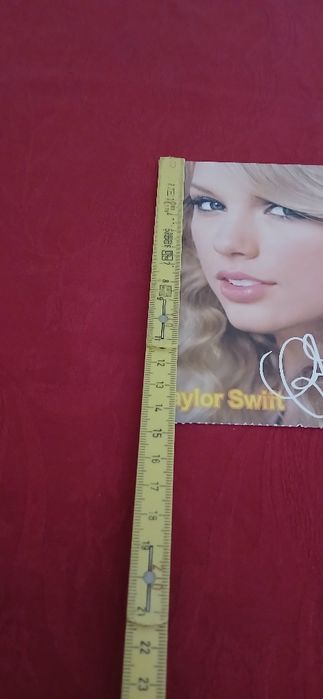 Postal Taylor Swift, novo