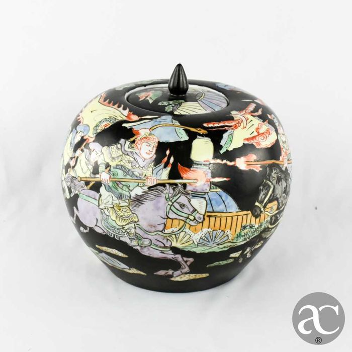 Pote de Gengibre, Família Negra, China, cenas de guerra, circa 1970