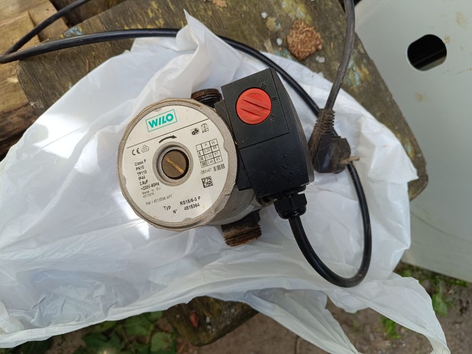 Циркулярний насос Wilo RS 15/6-3 P