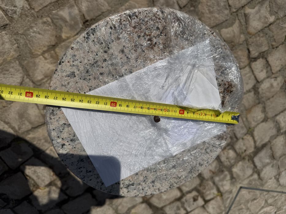 Pedestal de granito
