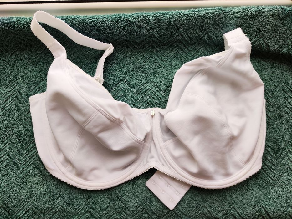 Бюстгальтер білий Milavitsa розмір 75F і 80i Мілавіца