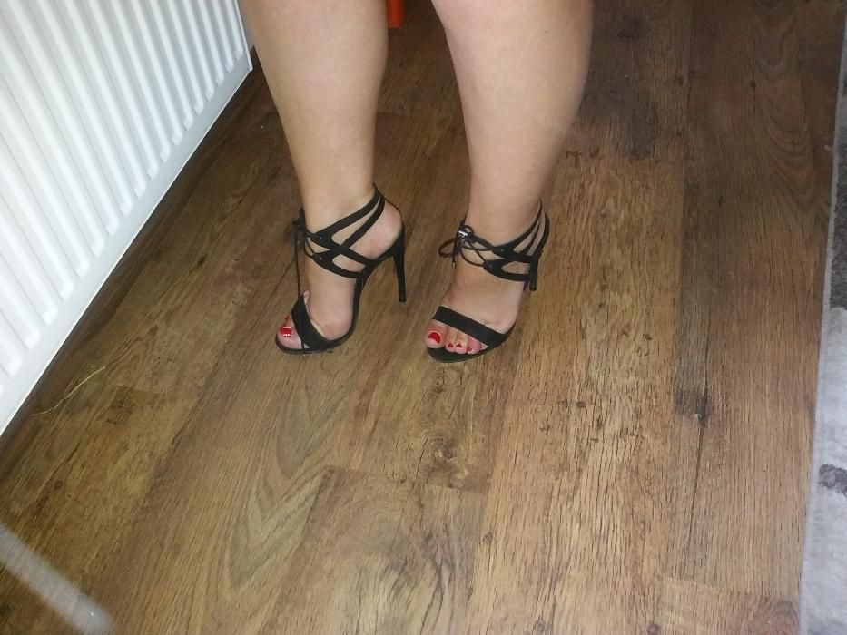 Szpilki, sandałki czarne, Asos