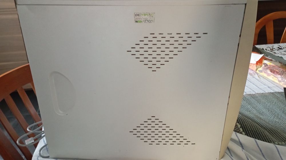 Computador e monitor