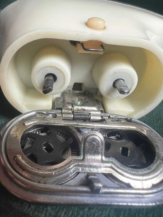 Електробритва Харків-22.