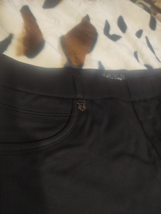 Продам жіночі штани