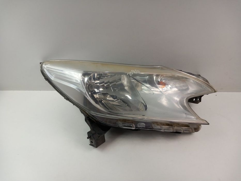 Nissan Note Ii E12 Lampa Przód Prawa Uk